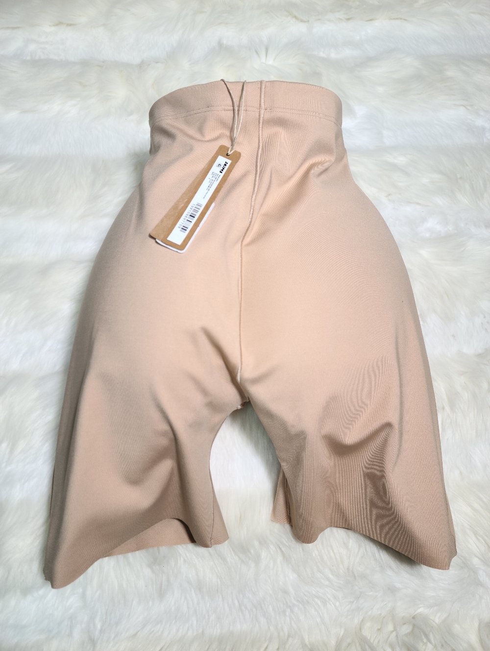 SKIMS Body Butt And Hip Enhancing Mid Thigh Short Clay Women Small NEW